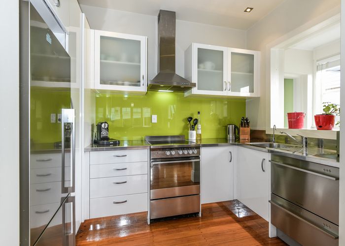  at 25 Tamaki Avenue, Otahuhu, Auckland