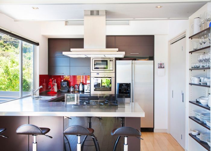  at 25 Queens Drive, Oneroa, Waiheke Island