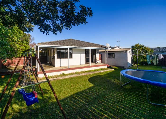  at 57 Geraldine Crescent, Cloverlea, Palmerston North