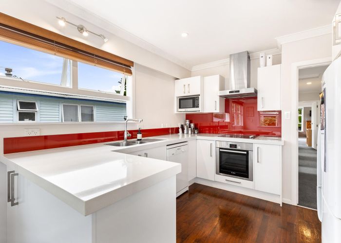  at 38 Eastdale Road, Avondale, Auckland