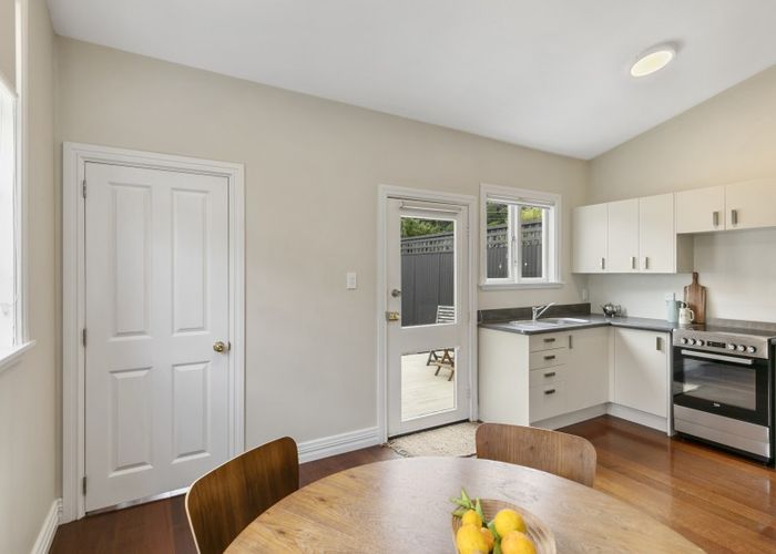  at 19 Riddlers Crescent, Petone, Lower Hutt