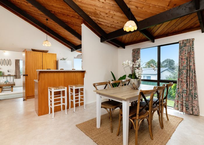  at 4 Te Arawa Place, Welcome Bay, Tauranga