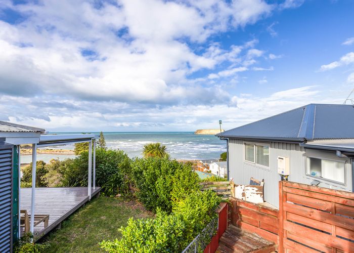  at 4 Campbell Terrace, Motunau, Greta Valley