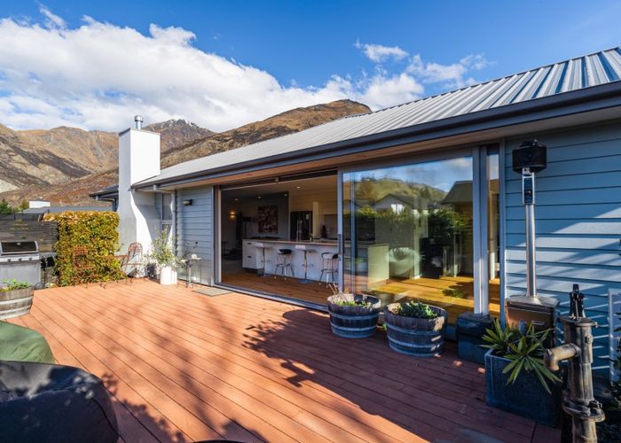  at 2 Widgeon Place, Lake Hayes, Queenstown