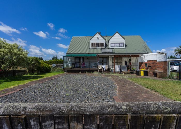  at 1282 Alfriston Road, Manurewa