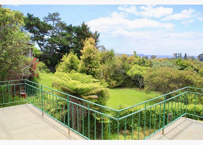  at 6 Rimu Road, Stanmore Bay, Whangaparaoa
