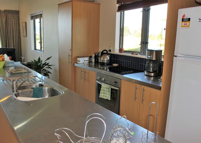  at 25/101 Harbour Drive, Matarangi, Whitianga