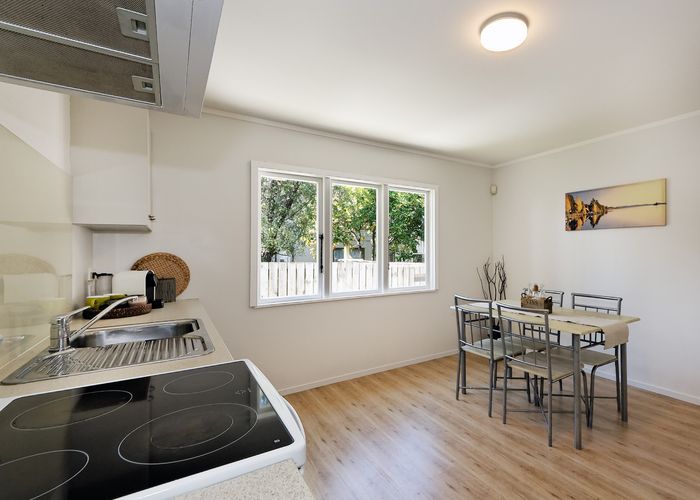  at 1/93 Hobsonville Road, West Harbour, Auckland