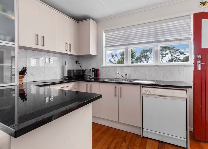  at 1/23 Ludlow Tce, Totara Vale, North Shore City