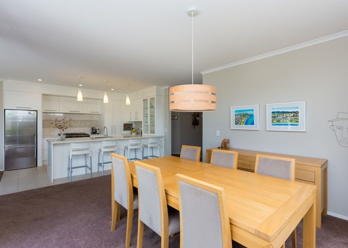  at 7A Royal Heights, Glen Avon, New Plymouth