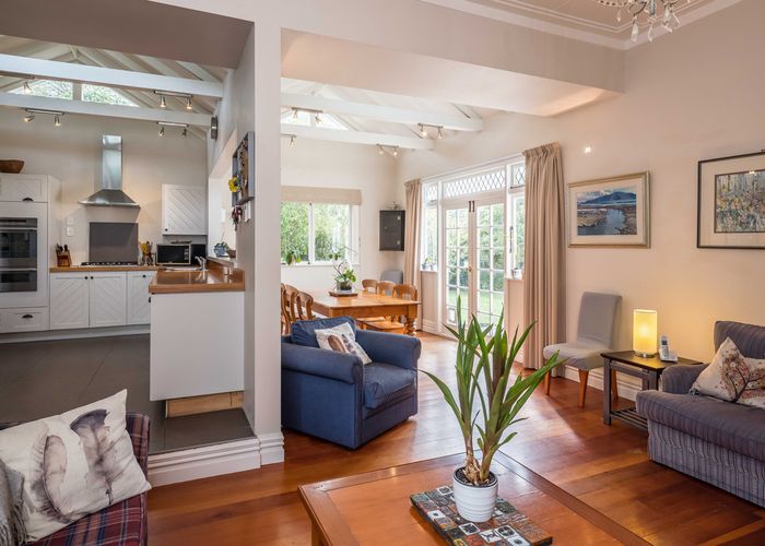  at 385 Karori Road, Karori, Wellington