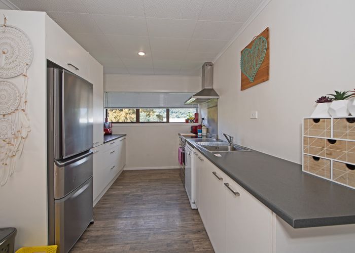  at 21 Sea View Road, Ostend, Waiheke Island