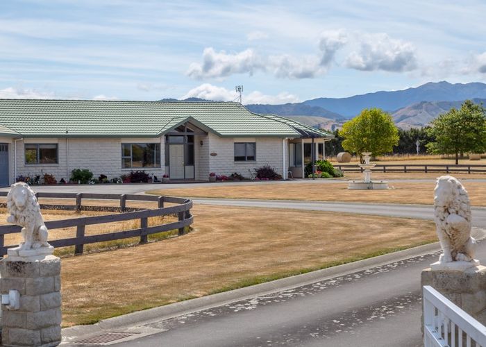  at 17 Hughes Line, Clareville, Carterton