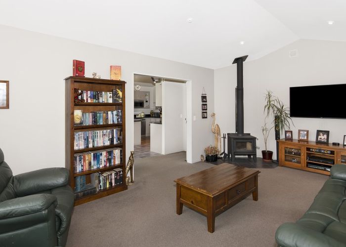  at 7 Ryeland Avenue, Wakefield