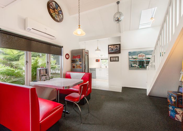  at 1/195 Fisher Parade, Farm Cove, Auckland