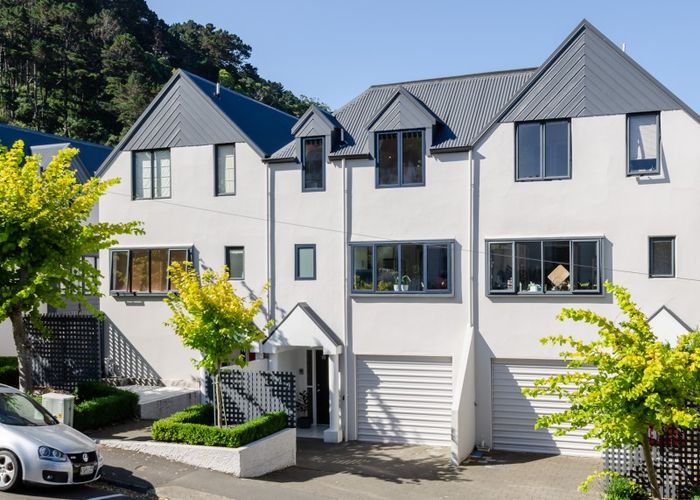  at 10/14 Harriett Street, Thorndon, Wellington