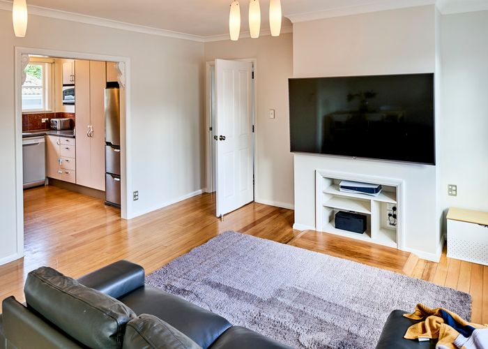  at 25 Raroa Terrace, Tawa, Wellington