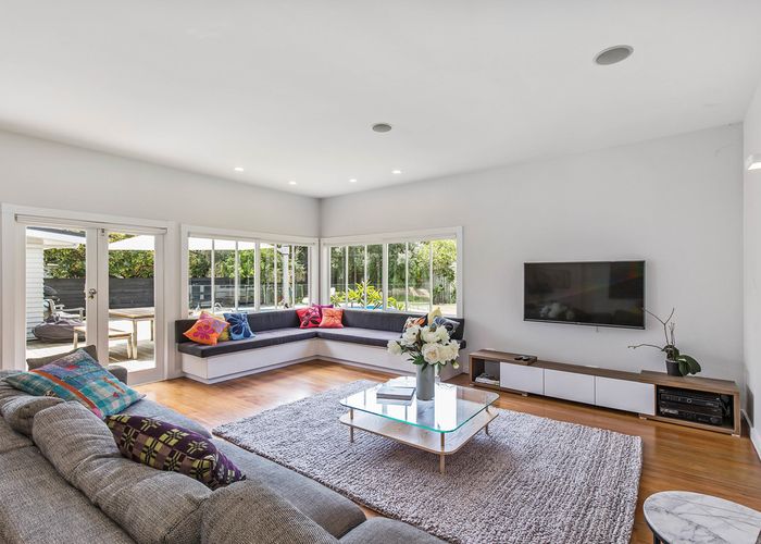 For sale 39 Kaitiaki Drive, Clarks Beach, Franklin, Auckland homes