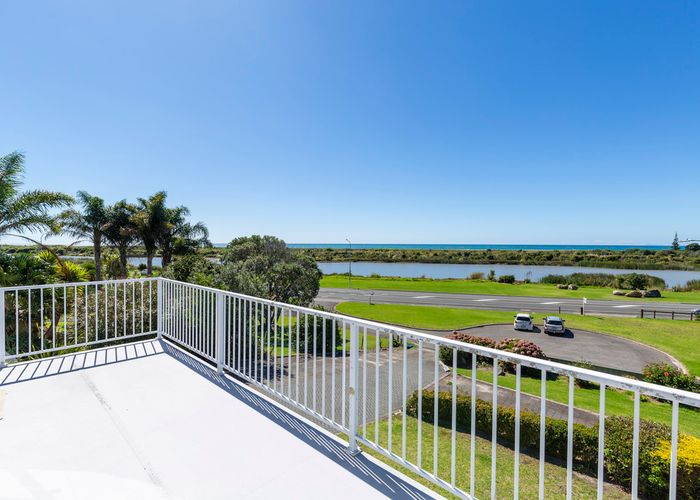  at 5 Onewairere Place, Matata, Whakatane