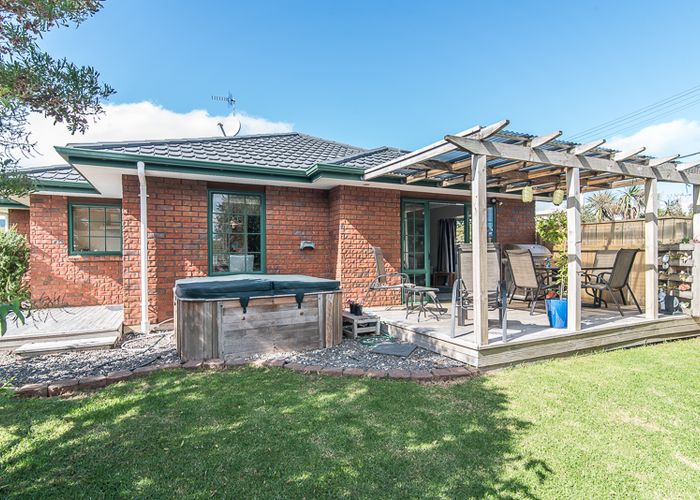  at 20 Moa Road, Raumati Beach, Paraparaumu