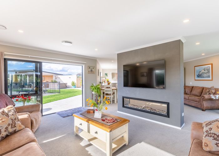  at 13 Pinot Crescent, Ohau, Levin