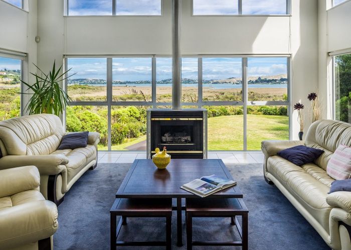  at 19 Paekakariki Hill Road, Pauatahanui