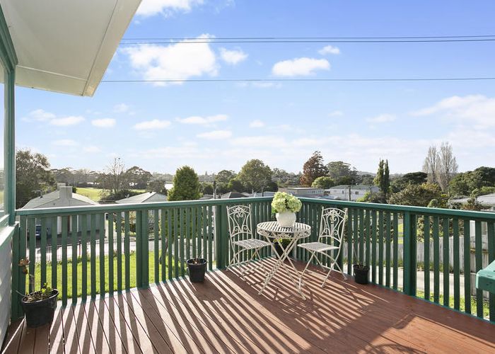 at 50 Beaubank Road, Kelston, Auckland