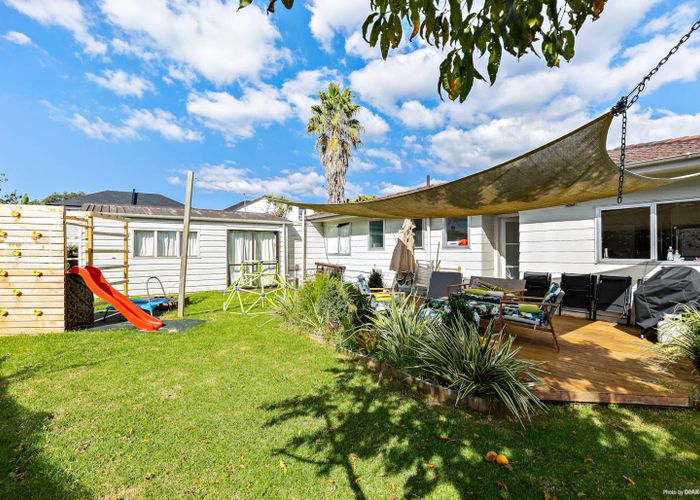  at 46 Wickman Way, Mangere East, Auckland
