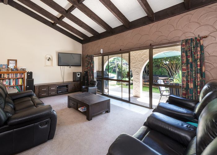 Free property data for 19 Neri Crescent, Pomare, Rotorua homes.co.nz