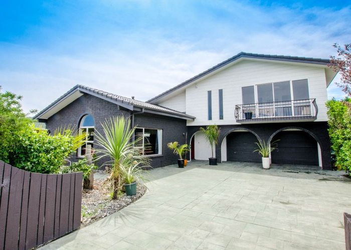  at 46 Rewarewa Crescent, Waikanae