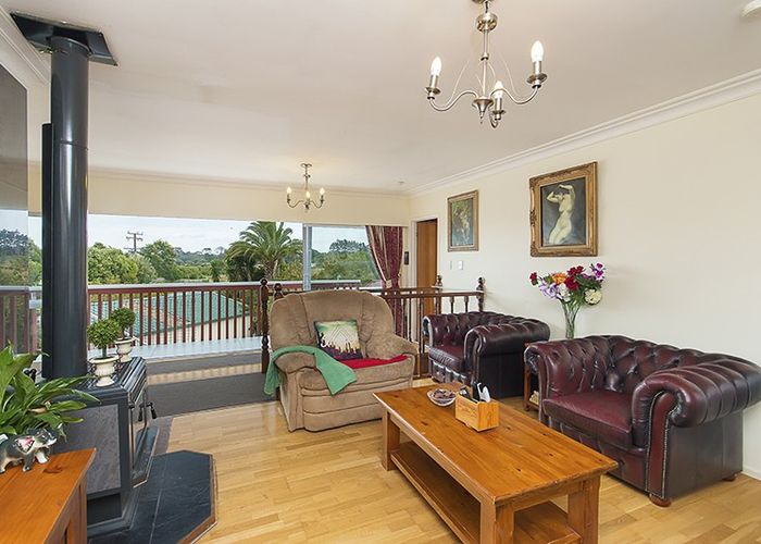  at 18 Beach Road, Waiuku