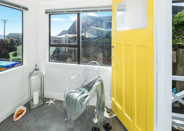 at 1083 Makara Road, Karori
