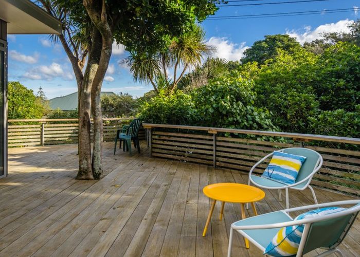  at 1 Kaitawa Road, York Bay, Lower Hutt