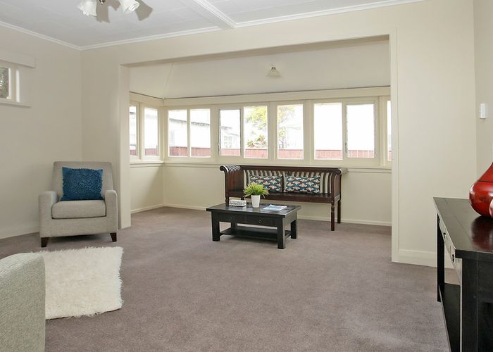  at 143 Rongotai Road, Kilbirnie, Wellington