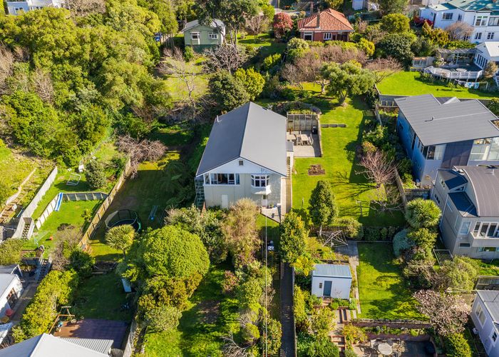  at 68 Queens Drive, Lyall Bay, Wellington