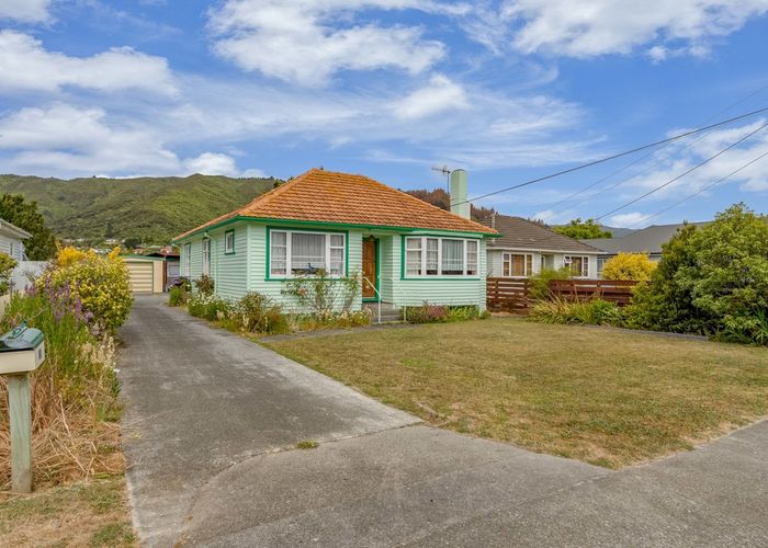  at 80 Wellington Road, Wainuiomata, Lower Hutt