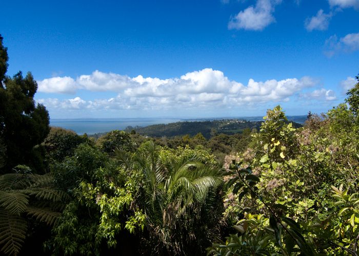  at 272 Shaw Road, Titirangi, Auckland