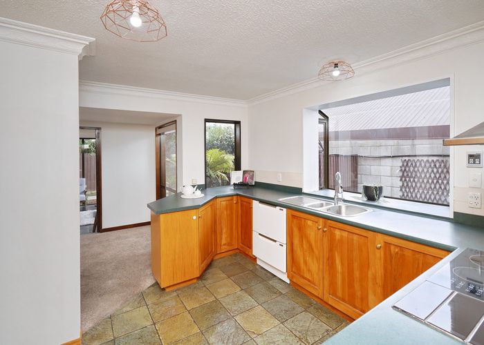  at 4/18 Division Street, Riccarton, Christchurch