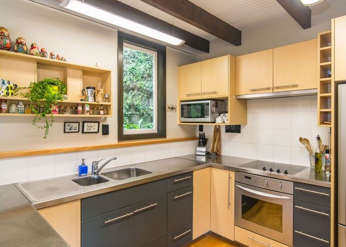  at 15 Waiapu Road, Kelburn, Wellington