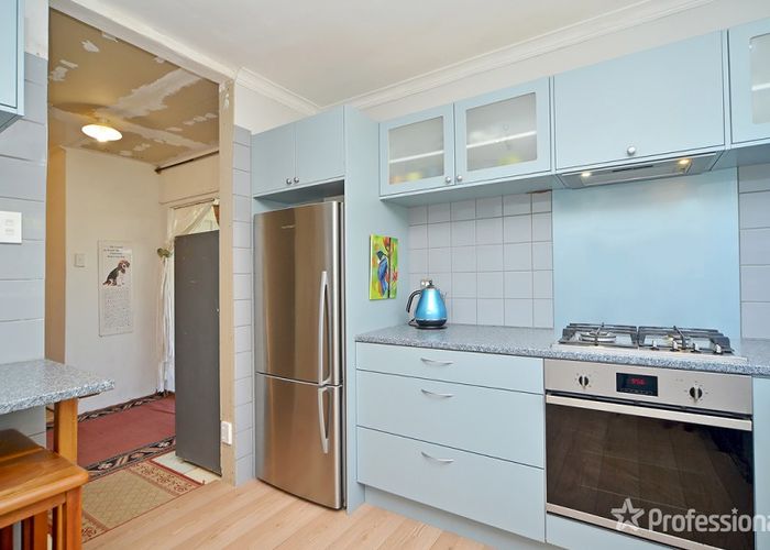  at 19 Rhodes Street, Carterton