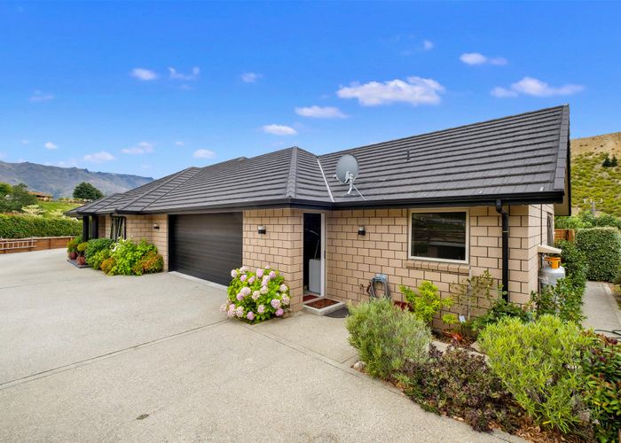  at 1 Lowburn Terrace, Lowburn