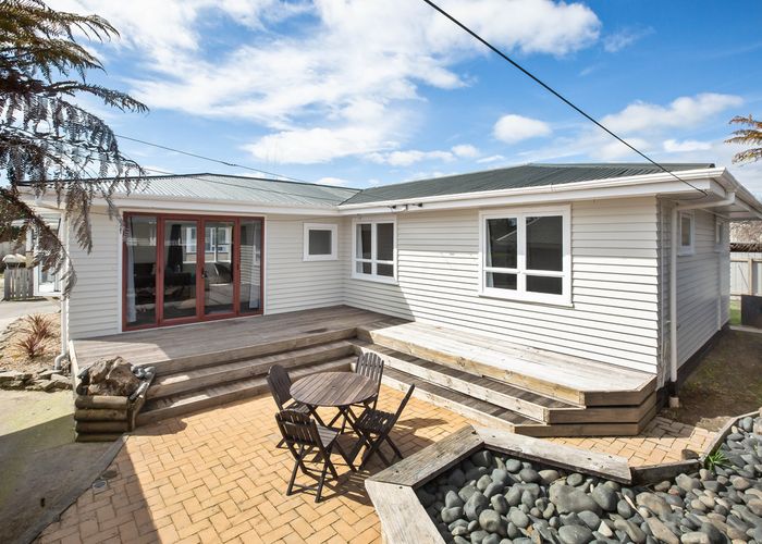  at 8 Bruce Avenue, Glenview, Hamilton
