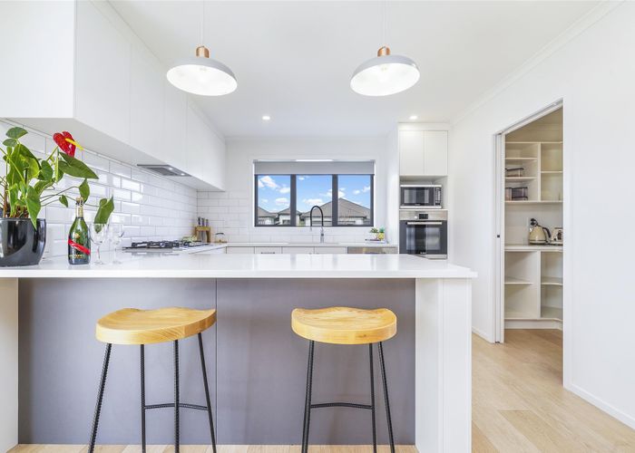  at 35 Batten Drive, Flagstaff, Hamilton