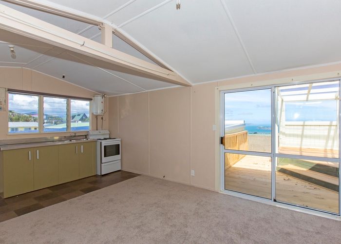  at 4 Wattle Grove, Maungaraki, Lower Hutt