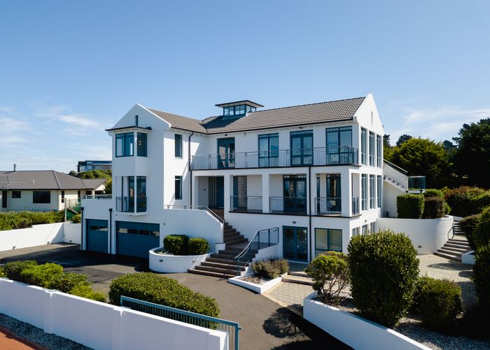  at 6 Highgrove, Saint Clair, Dunedin
