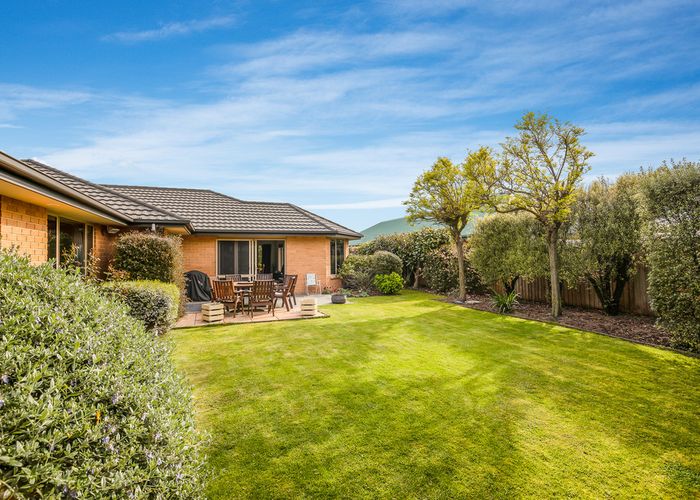  at 13 Paget Drive, Woodend, Woodend