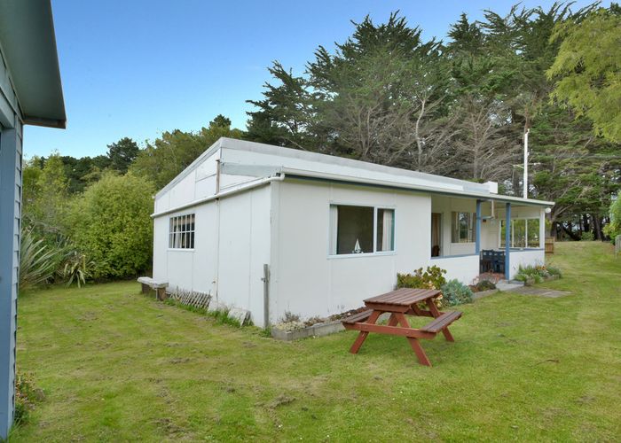  at 15 Moana Street, Aramoana, Port Chalmers