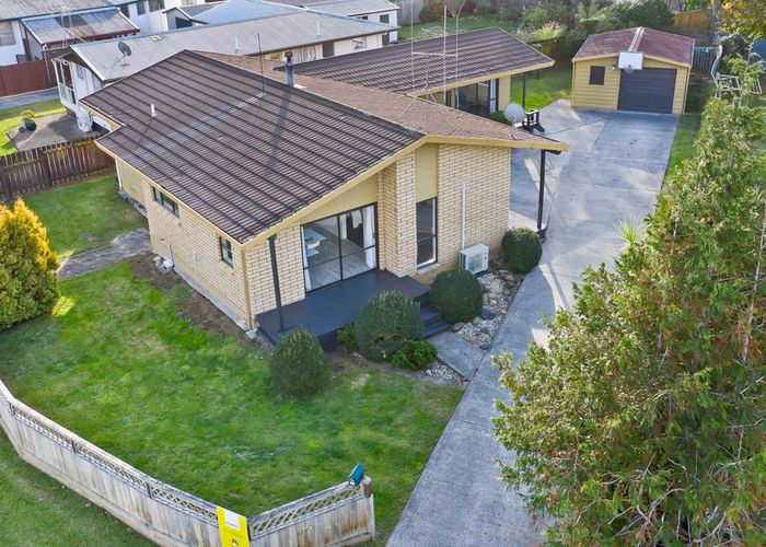  at 24 Hibiscus Avenue, Hamilton Lake, Hamilton