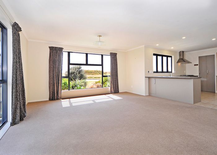  at 2 Boronia Court, Milson, Palmerston North