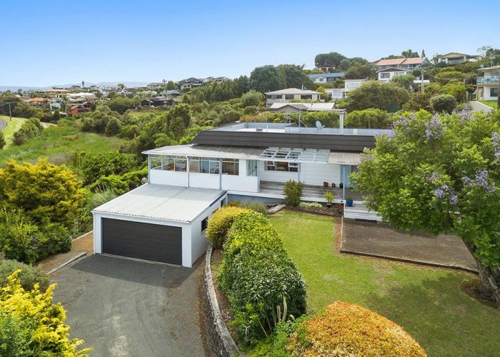  at 100 Omokoroa Road, Omokoroa
